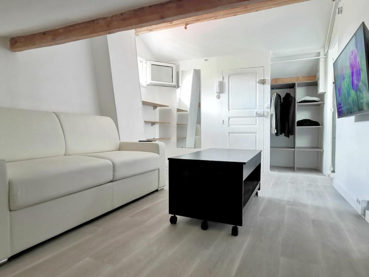 Bagneux Paris Confort Netflix Rer B Luaran gambar